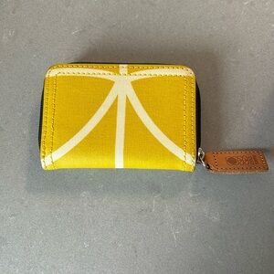 Orla Kiely Small Zipper Wallet Linear Stem yellow